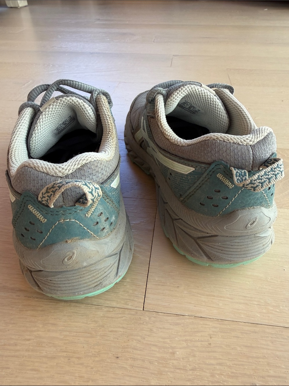 asics - Picture 8 of 11